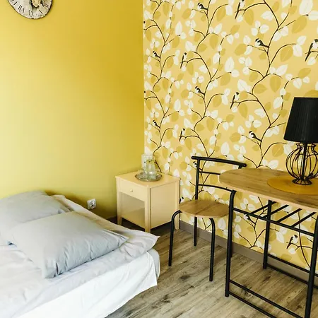 Bed & Breakfast Zagroda Borowo 3*