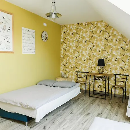 Zagroda Borowo Bed & Breakfast 3*